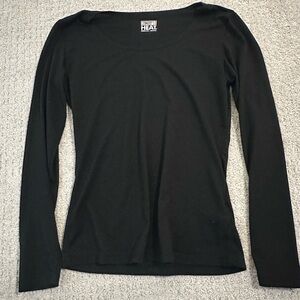 32 Degrees Black Long Sleeve Scoop Neck Tee
